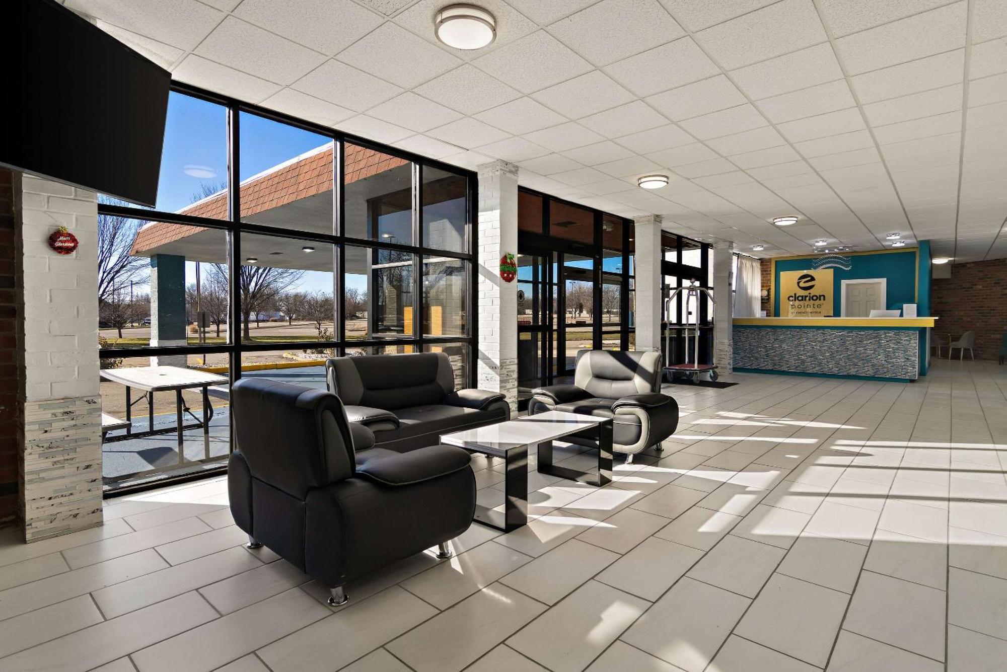 Clarion Pointe Bloomington-Normal Near I-55 And University Exterior foto